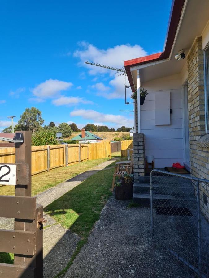 Waratah Waterfall Retreat Unit 1 Free Pay Tv In Two Rooms Free Wifi Exterior photo