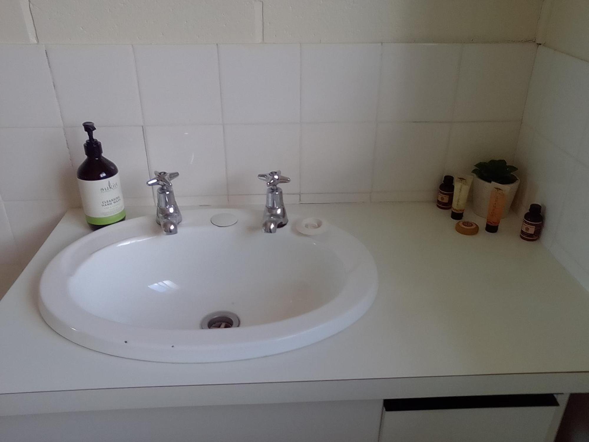 Waratah Waterfall Retreat Unit 1 Free Pay Tv In Two Rooms Free Wifi Exterior photo
