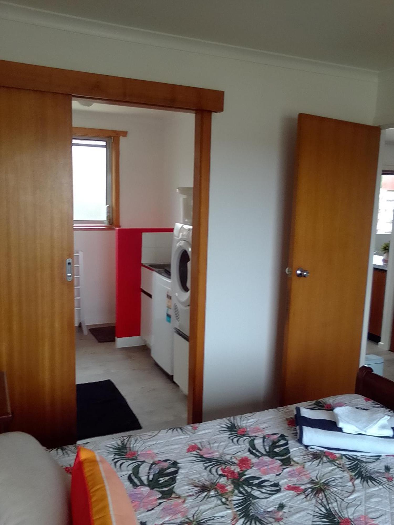 Waratah Waterfall Retreat Unit 1 Free Pay Tv In Two Rooms Free Wifi Exterior photo