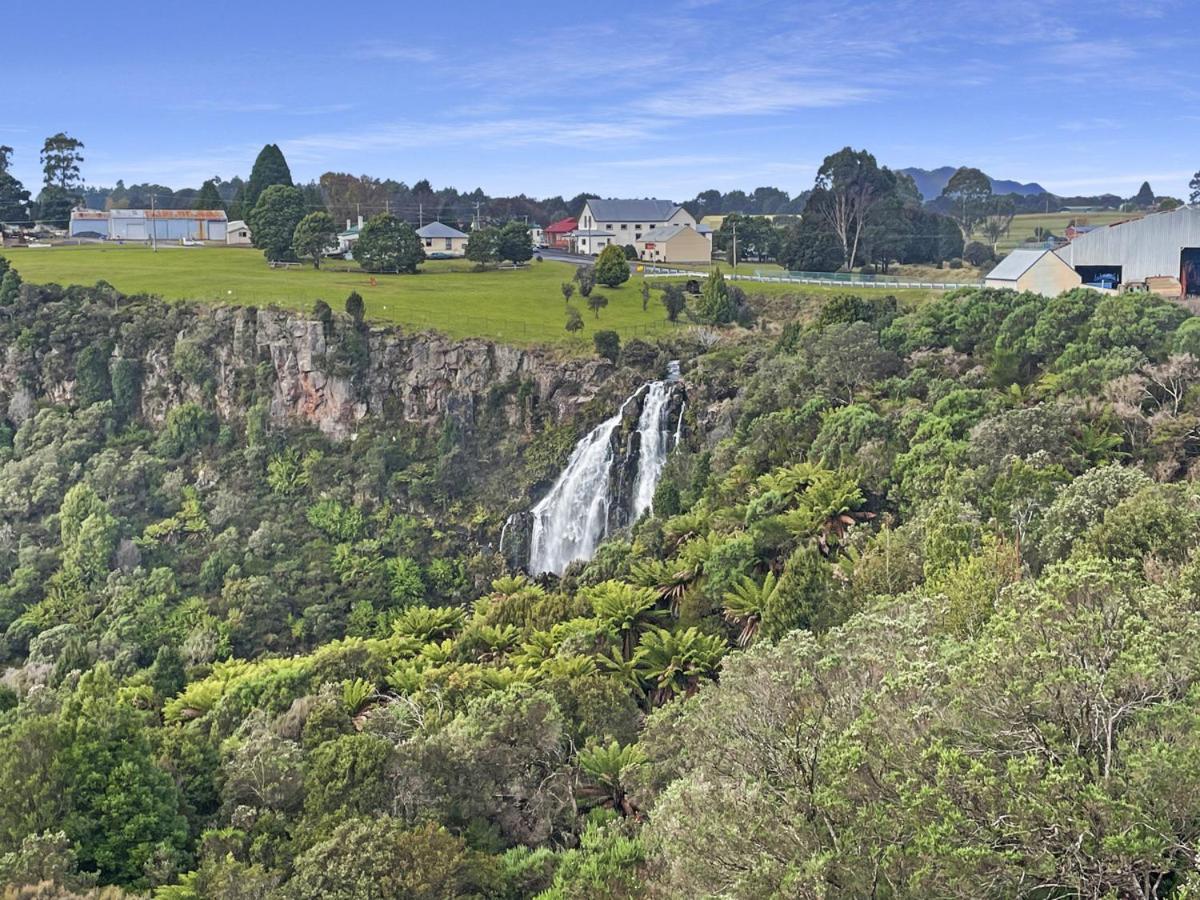 Waratah Waterfall Retreat Unit 1 Free Pay Tv In Two Rooms Free Wifi Exterior photo